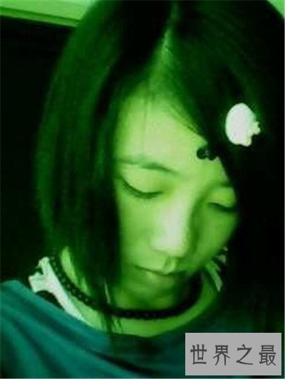 【图】摸奶门女主遭多名男生揉胸部 事情假相竟然是女