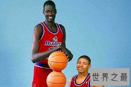 【图】最高的人是谁 只管个子很高然而这些弱点很致命