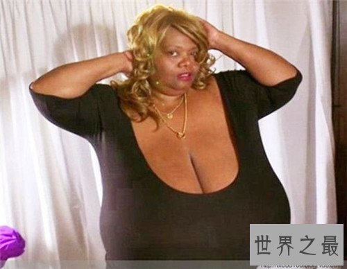 【图】最大的胸看起来性感火辣 领有者成为超级波霸