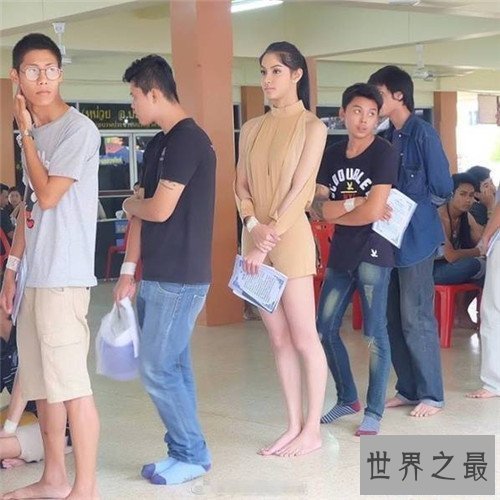 【图】人妖图片遍及网络 泰国人妖怎样处理生理须要