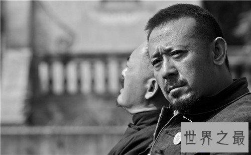 【图】让子弹飞隐喻是什么意思 黄四郎给姜文帽子的含