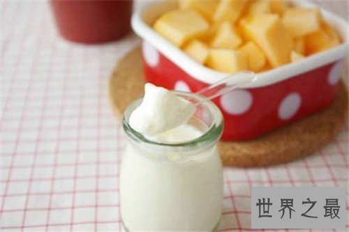 【图】酸奶机怎样做酸奶 可能依据本人青睐的水果减少