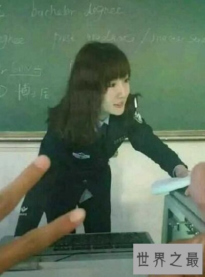 【图】最美英语教员 简直分分钟想回学校上课!