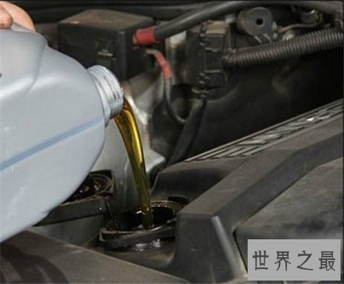 【图】汽车多少公里换机油 每年换机油的费用是多少