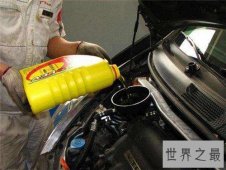 【图】汽车多少公里换机油 每年换机油的费用是多少