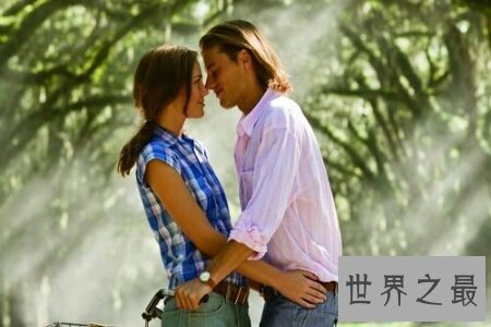 【图】第一次性体验是什么感受呢 都说很疼是真的吗