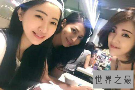 【图】空姐生存照让大家浮想联翩 她们竟有这样的一面