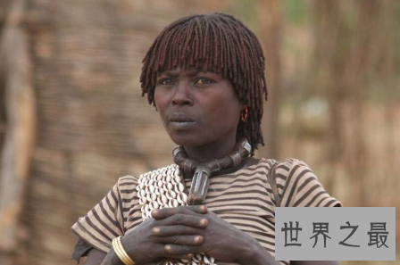 【图】一女多夫遭到很大的追捧 经典h文千万不能错过