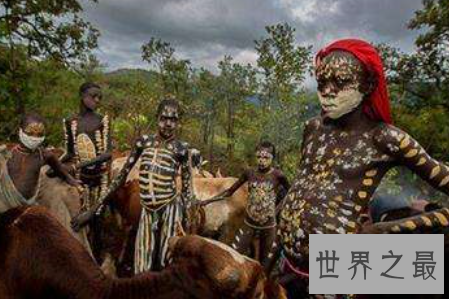 【图】一女多夫遭到很大的追捧 经典h文千万不能错过