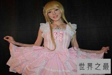 【图】有少局部人经过整容变成了真人芭比娃娃 他们的