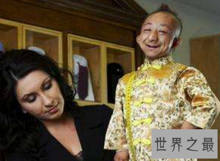 【图】世界上最矮的人身高矮但有着暖和人心的浅笑