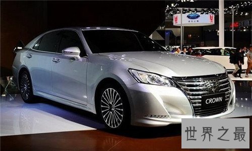 【图】丰田新皇冠怎样样 外观以及功能引见