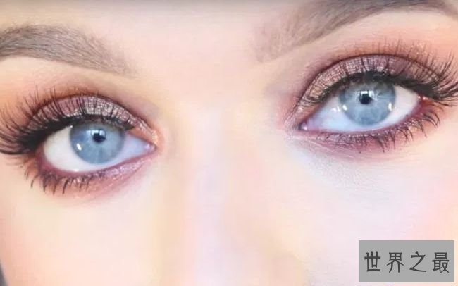 蓝色的眼睛