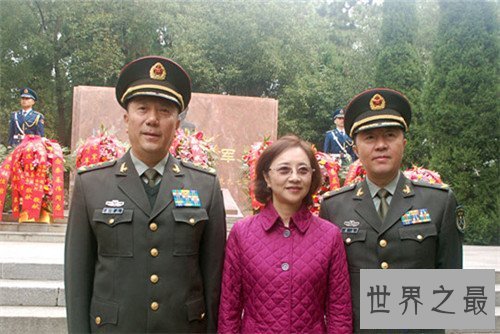 【图】秦卫江砸店事情通过 红二代被黑社会洗浴店敲诈