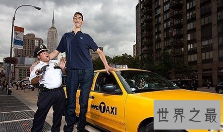 【图】世界上最高的人有多高 难以设想的高度
