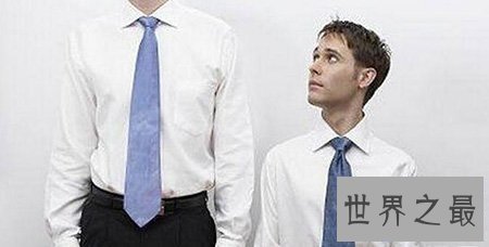 【图】世界上最高的人有多高 难以设想的高度