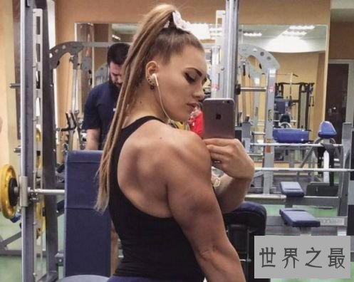 俄罗斯金刚芭比茱莉亚·文斯 少女的脸蛋男人的身体