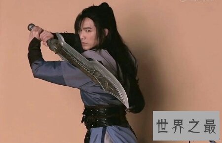 【图】看到新版咫尺明月刀观众会思索傅红雪青睐谁