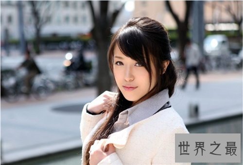 【图】中山艾莉丝以日本AV出道 肉感身体配上少女脸蛋