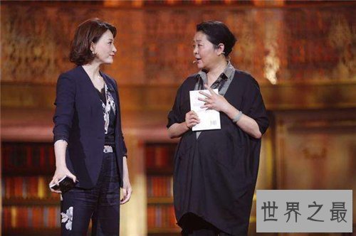 【图】倪萍腿怎样了 多年的掌管工作留下职业病