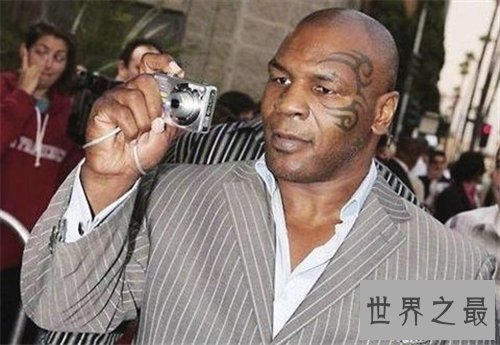 【图】泰森一拳有多重 裁判期间曾一拳打倒世界冠军