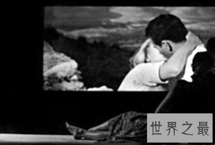 【图】秘密情人终究有何吸引人的中央让人总想一摸索