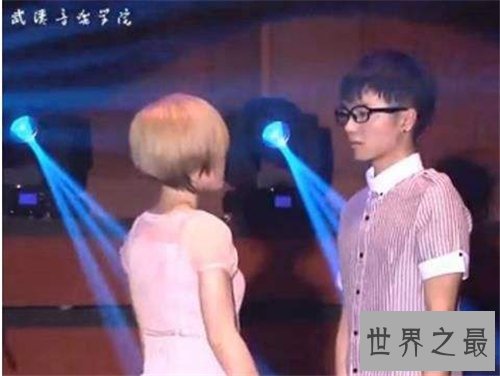 【图】华晨宇富二代身份扑所迷离 家庭背景豪华曝光