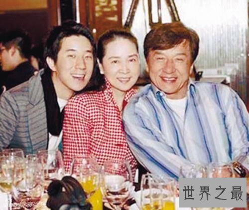 【图】林凤娇谈成龙女儿示意很不幸 成龙不认女儿的原