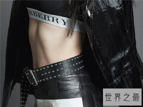 【图】杨幂素颜冲上微博热搜 经受住考验依然美如天仙