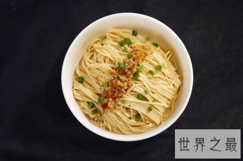 【图】拌面,舞动在盆和筷之间的悲欢离合，刺激着舌尖