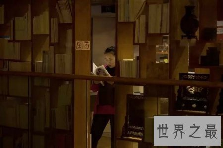 【图】深夜书店恐惧来袭 给人带来一场视觉盛宴 值得一