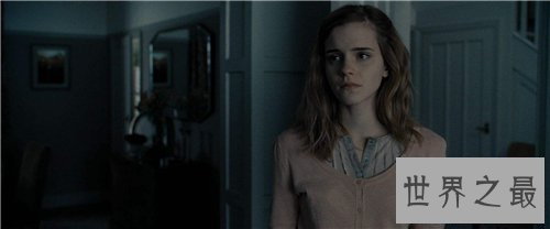 【图】赫敏扮演者艾玛材料爱情引见 曾深陷艳照绯闻反