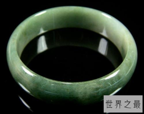【图】玉镯怎样辨别好坏 佩戴玉镯有什么益处