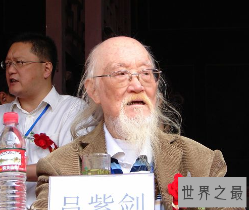 【图】吕紫剑力战美国拳王名声大振 长生秘籍大曝光