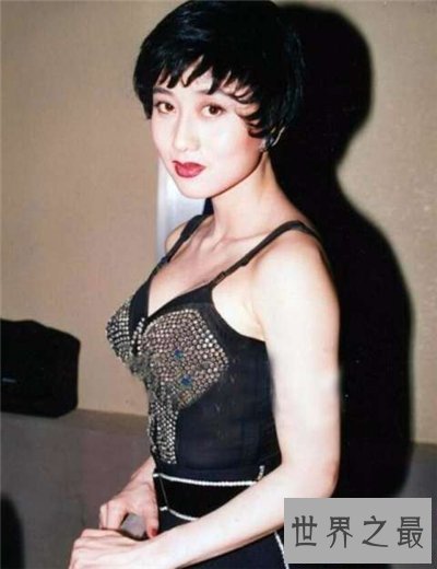 【图】李连杰老婆利智集体材料 两人相恋通过引见