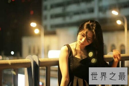 【图】黄家驹乐队当时演奏的一首歌曲 冷雨夜 很是伤情