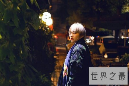 【图】黄家驹乐队当时演奏的一首歌曲 冷雨夜 很是伤情