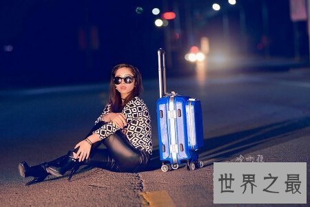 【图】黄家驹乐队当时演奏的一首歌曲 冷雨夜 很是伤情