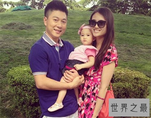 【图】李安琪集体材料引见 李安琪与李小鹏相恋过程介