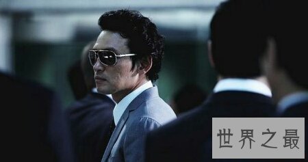 【图】卧虎 一部惊悚立功类型的香港黑帮电影