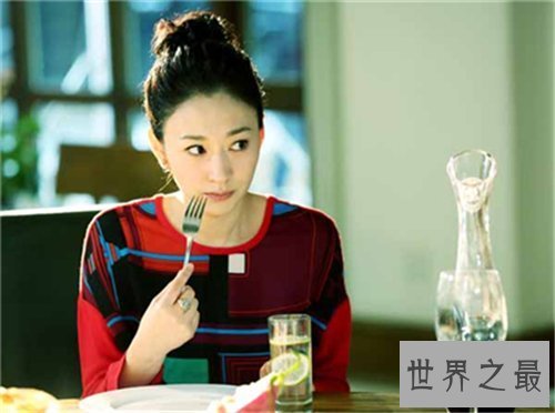 【图】李小冉图片剧照欣赏 李小冉集体材料引见