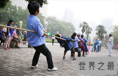 【图】最有效拔河较量技巧揭秘 学会了这些还怕不赢？