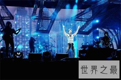 【图】汪峰演唱会宝刀未老 现场氛围照旧火爆