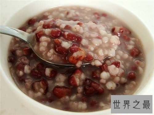 【图】薏米红豆粥的忌讳引见 薏米红豆粥的效用有哪些