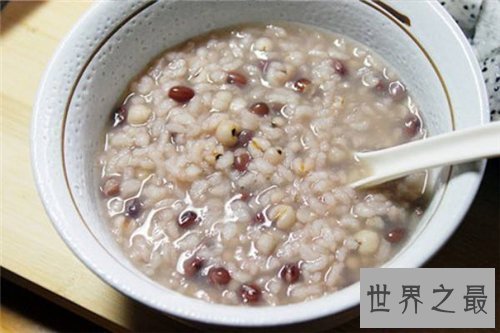 【图】薏米红豆粥的忌讳引见 薏米红豆粥的效用有哪些