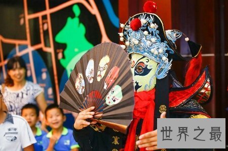 【图】变脸揭秘 变脸到底是怎样做到的呢