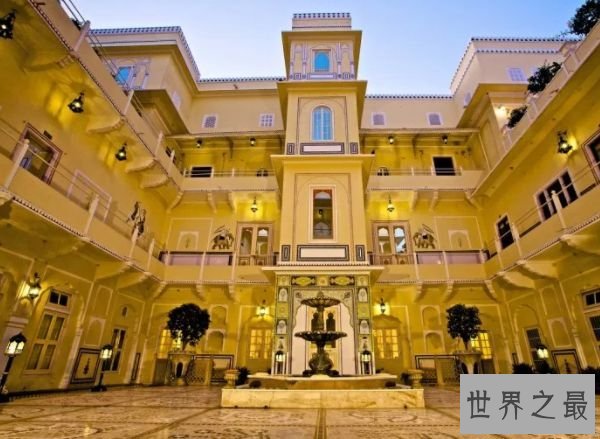 印度拉兹皇宫酒店