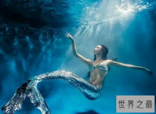 【图】超级恐惧的惊悚片杀手美人鱼，血腥与杀戮正在