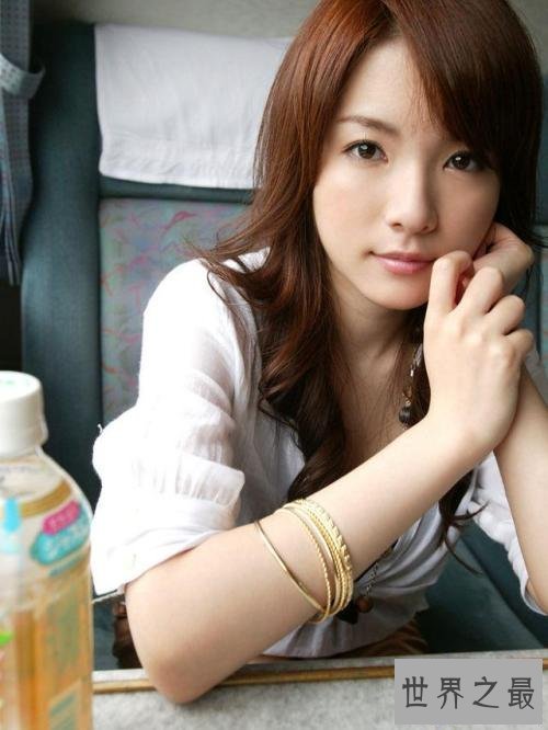 【图】2018最火热的日本女优排行榜 有没有你的启蒙教员