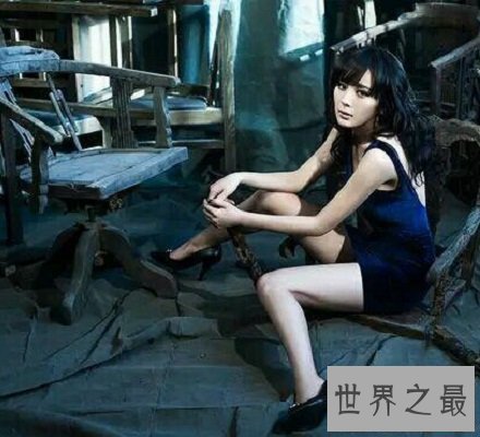 【图】杨幂男人装性感写真 妩媚诱惑身体尽显！